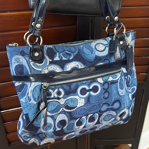 Coach Poppy Appliqué Glam Blue EUC - Picture 6 of 12